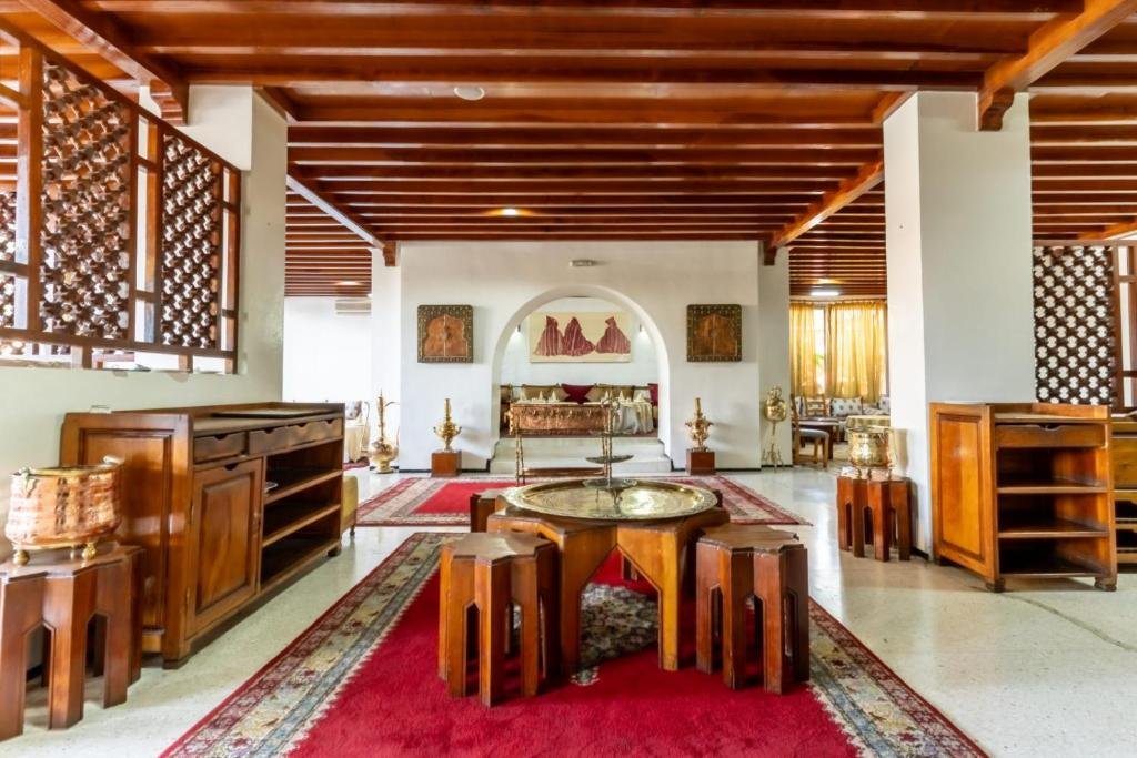 Le Grand Imilchil Hotel